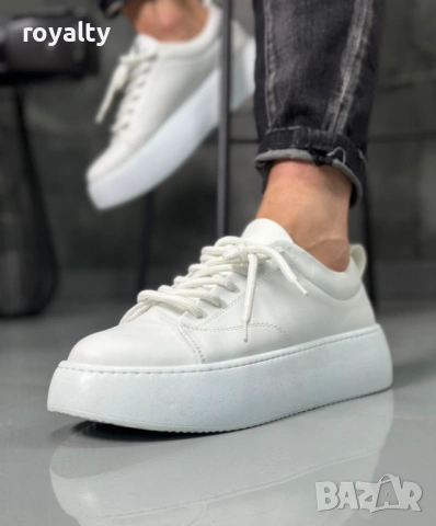 Нови Бели Мъжки Маратонки 40-44 Номер с Кутия , снимка 2 - Маратонки - 53231893