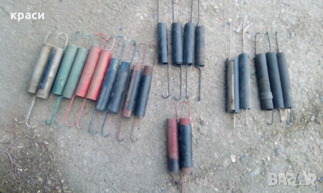 пружини багажник 