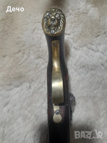 Османски, Балкански Капсулен пищов Работещ механизъм Бронзова Лъвска глава на дръжката, снимка 5 - Антикварни и старинни предмети - 50480609