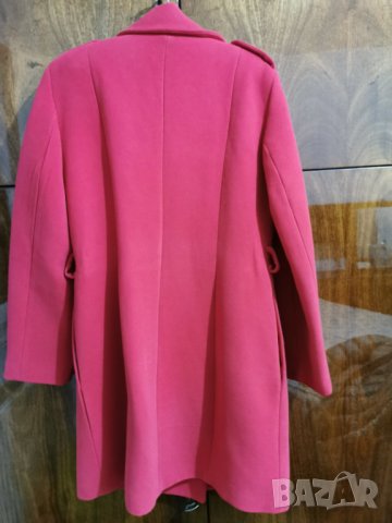 Малиново палто М размер, снимка 3 - Палта, манта - 35388550