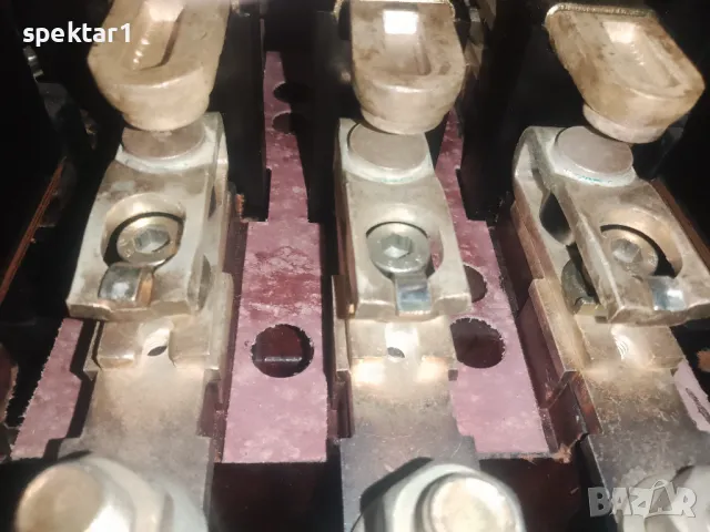 Румънски трифазни контактори 250 ампера, снимка 3 - Резервни части за машини - 37567336