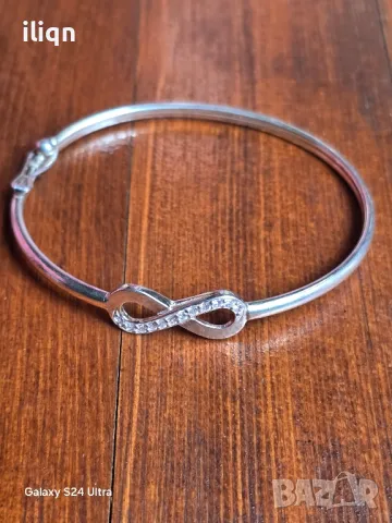 Сребърна Масивна твърда гривна. Цена 34.99лв. Разгледайте и останалите ми обяви.