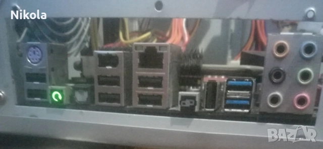 Продавам/Бартер Дъно ASUS RAMPAGE 3G с 8 ядрен процесор Intel Core i7-950 Republic of Gamers ! , снимка 3 - Процесори - 52552599