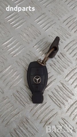Контактен ключ Mercedes A-Class W169 2008г.	, снимка 1 - Части - 40628359