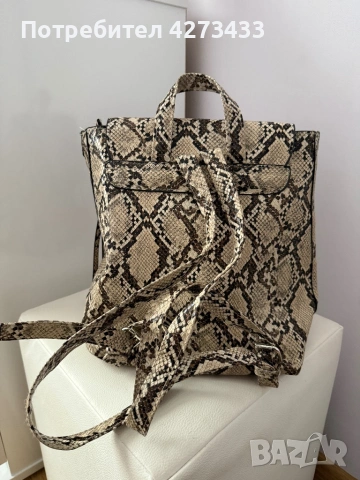 Раница Stradivarius, снимка 2 - Чанти - 53484276