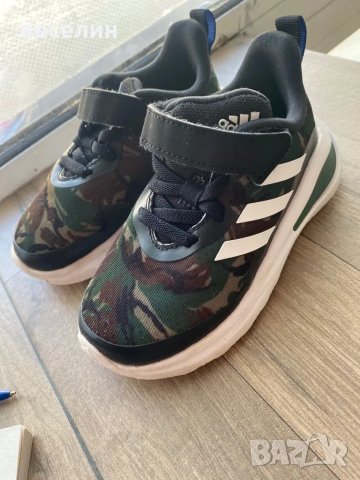 маратонки адидас 25 номер, снимка 2 - Детски маратонки - 49006770