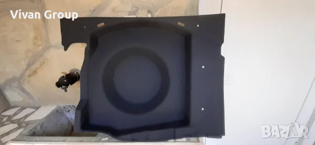 Кора за багажник Mercedes W211 