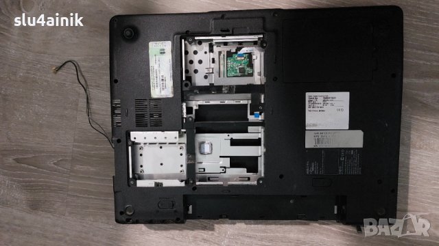 Fujitsu-Siemens Amilo Pro V2065 - на части, снимка 3 - Части за лаптопи - 39127818