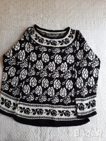 Блуза в бяло – черно рози размер Л, снимка 2 - Блузи с дълъг ръкав и пуловери - 42946545