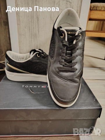 Дамски кецове Tommy Hilfiger 