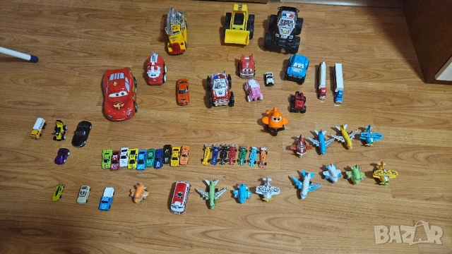 Колички, камиончета, самолети, снимка 6 - Коли, камиони, мотори, писти - 51254020