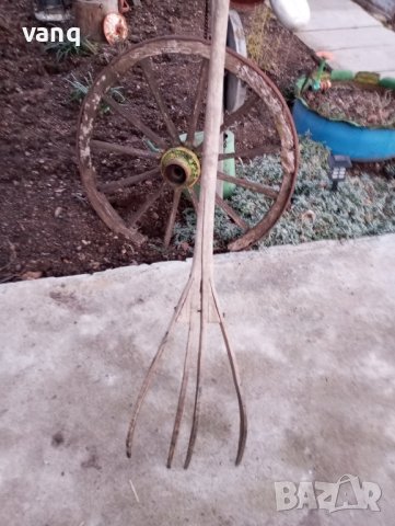 Стара вила за сено, снимка 2 - Антикварни и старинни предмети - 43764697