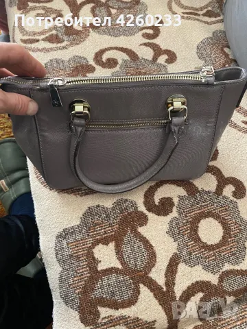 Чанта Guess, снимка 4 - Чанти - 48175489