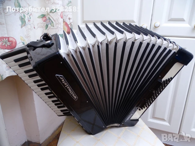 Акордеон Велтмайстер Стела 60 баса, снимка 1