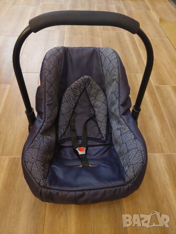 Синьо Кожено столче кошче за кола Adbor за дете  0 - 10 кг, снимка 4 - Столчета за кола и колело - 38999303