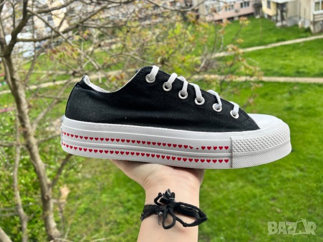 Converse Chuck Taylor All Star Lift x Love Fearlessly — номер 42