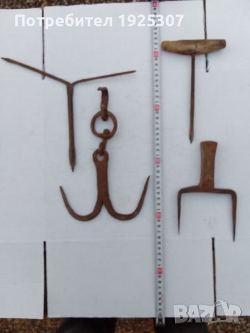 Стари битови инструменти. Кован ченгел, наковалня за клепане на коса, ковани бургии. , снимка 2 - Други стоки за дома - 38511757