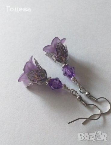 Нежни , люляково лилави и много красиви обици цветя с филигрирани орнаменти в цвят Сребро, снимка 4 - Обеци - 32430829