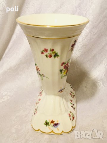 порцеланова ваза ритон , снимка 3 - Вази - 43233278