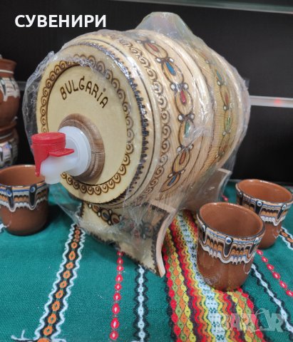 Дървено буре ръчна изработка с 4 чашки троянска керамика, снимка 1