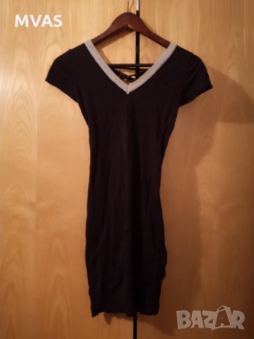  Черна рокля по тялото с връзки на гърба S