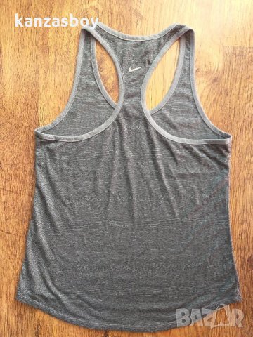 Nike - страхотен дамски потник КАТО НОВ, снимка 7 - Потници - 33292606