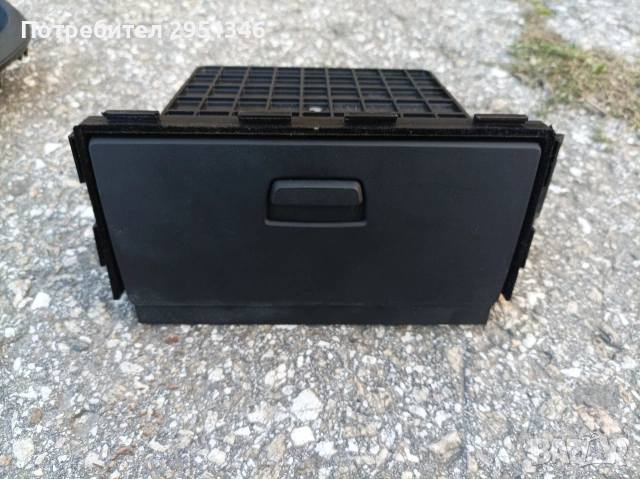 Шкафче централна конзола Chevrolet Captiva Шевролет Каптива 