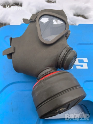 Противогаз, снимка 2 - Антикварни и старинни предмети - 53364479