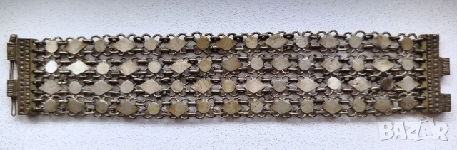 ПРОДАВАМ СТАРА РЯДКА СРЕБЪРНА ВЪЗРОЖДЕНСКА ГРИВНА ЗА НАКИТ 