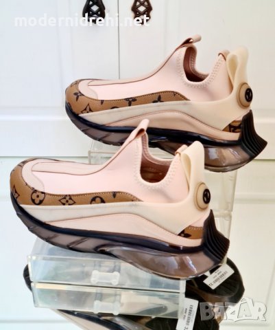 Дамски спортни обувки Louis Vuitton код 313, снимка 1 - Дамски ежедневни обувки - 38223403