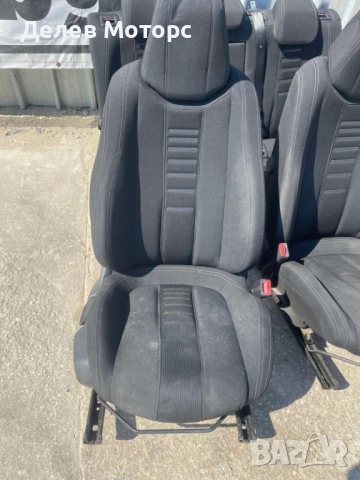 Седалки, салон от Peugeot 308 SW комби (T9), 1.6 BlueHDi, двигател BHZ (DV6FC), (10 JBGY), 120 кс., снимка 5 - Части - 51452926
