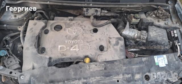 Toyota Corolla 2.0 D4D 90PS - ударена, снимка 6 - Автомобили и джипове - 53498125