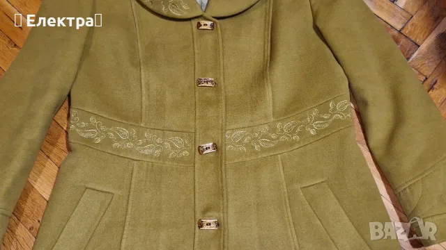 Красиво и изискано палто на българската фирма Яша
30% кашмир, 70% вълна , снимка 7 - Палта, манта - 48989129