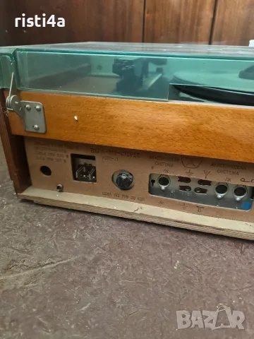 Руски Грамофон Вега модел 312, снимка 4 - Грамофони - 50231056