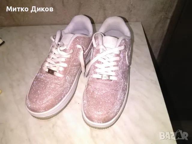 Nike air Air Force 1 дамски оригинални маратонки №40 реален стелка 25см като нови, снимка 2 - Маратонки - 48592300