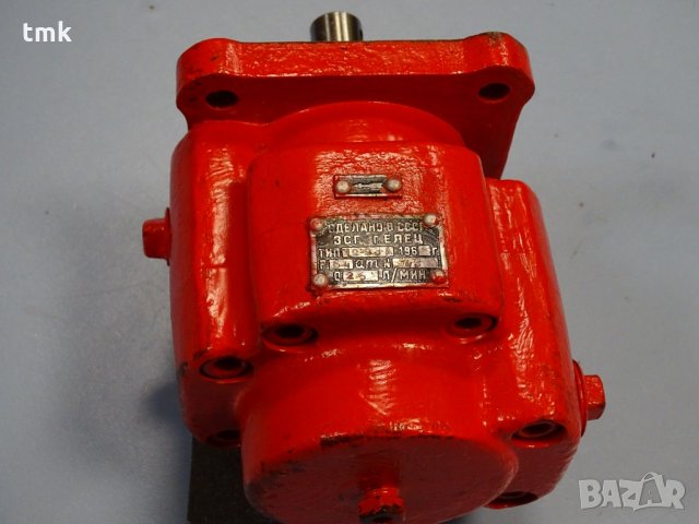 хидравлична помпа Г12-23А, снимка 6 - Резервни части за машини - 33340552