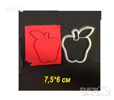 Цяла ябълка с листо пластмасов резец форма фондан тесто бисквитки, снимка 1 - Форми - 26736957