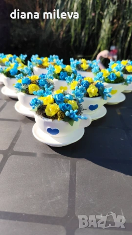 Сладурски Чашки с нежни цветлета в синьо и жълто!!, снимка 5 - Декорация за дома - 53185235