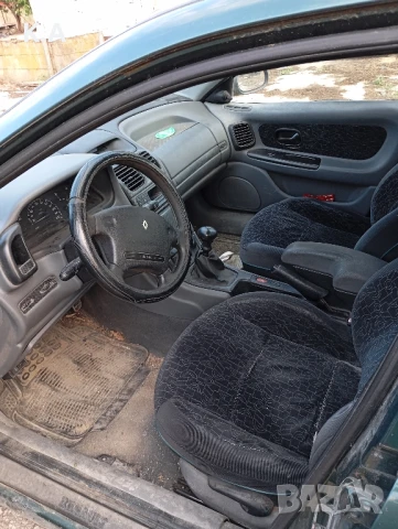 Renault Laguna 1 2.0i 115 - НА ЧАСТИ, снимка 6 - Автомобили и джипове - 50832360