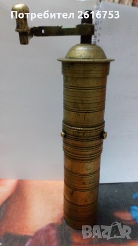 Афтентична ръчна кафемелачка , снимка 5 - Антикварни и старинни предмети - 28705696