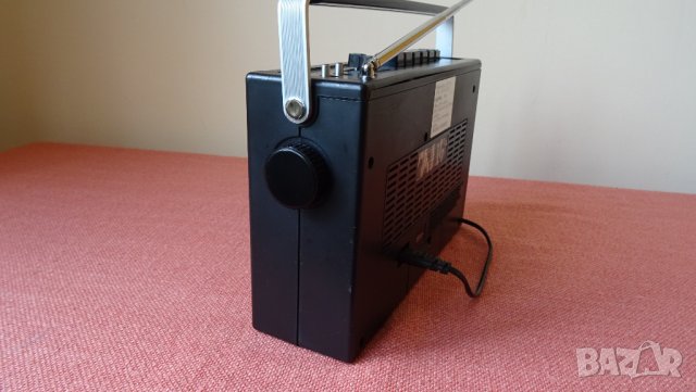 vintage SANWA 7003 Radio Tape-Recorder, снимка 6 - Радиокасетофони, транзистори - 32558462