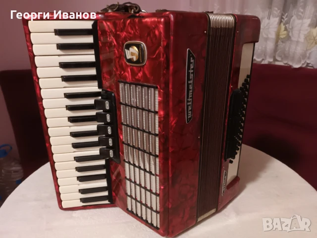 Продавам Акордеон Велтмайстер Стела 60 Баса в отлично състояние