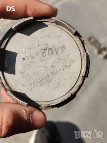 Цена за комплект, капачки за джанти Хонда, снимка 4 - Гуми и джанти - 44065592