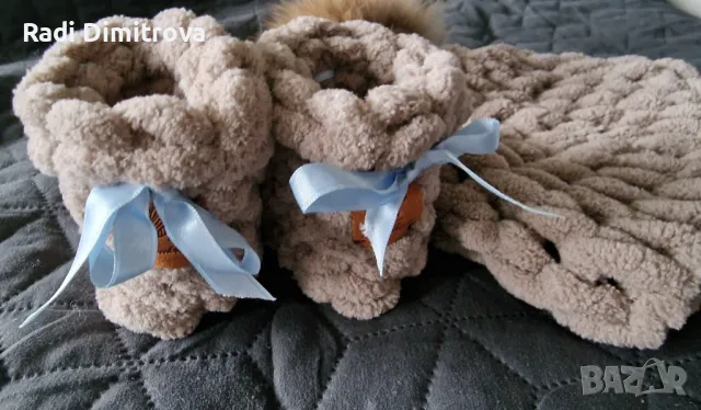 Бебешка шапка и ботушки handmade, снимка 3 - Комплекти за бебе - 48874942