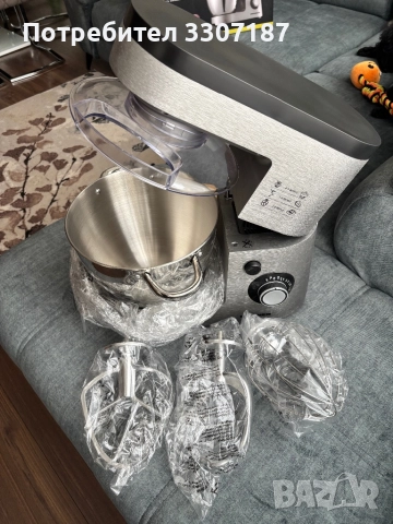 Планетарен миксер Heinner HPM-1500XMC-V2, снимка 2 - Миксери - 52686835