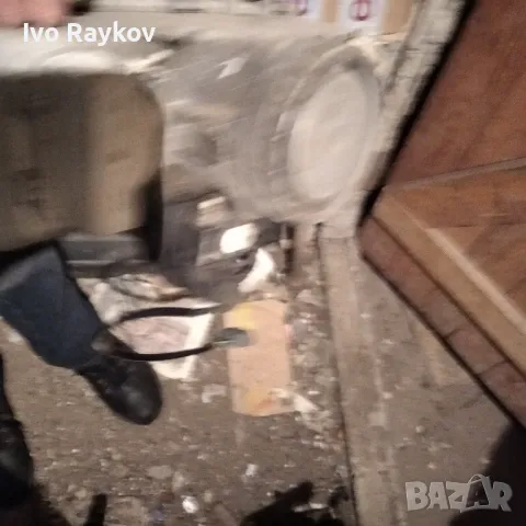 Фар Saab 9000-95г Hella ел.десен 139390-00, снимка 3 - Части - 48263585