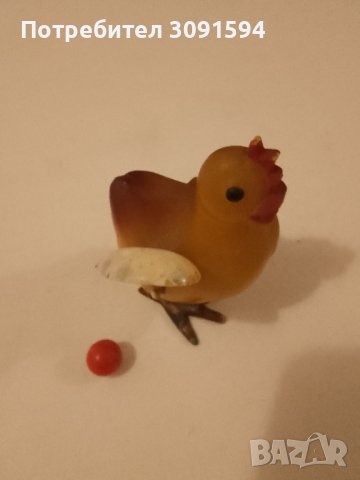 Стара играчка кокошка снася яйца като се натисне от бакелит , снимка 4 - Антикварни и старинни предмети - 43958421