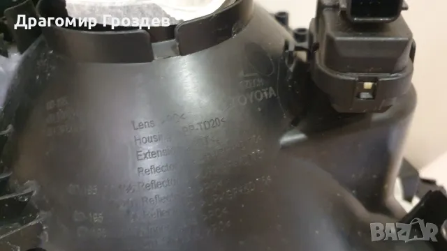 Оригинален ляв фар за  Toyota Yaris / Тойота Ярис (2017-2020), снимка 9 - Части - 47689903