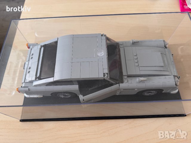 Lego Creator Expert James Bond Aston Martin DB5 10262, снимка 2 - Конструктори - 43684076
