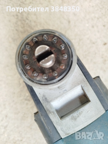 Реноватор BOSCH GOP 300 SCE -за ремонт, снимка 6 - Други инструменти - 52147180